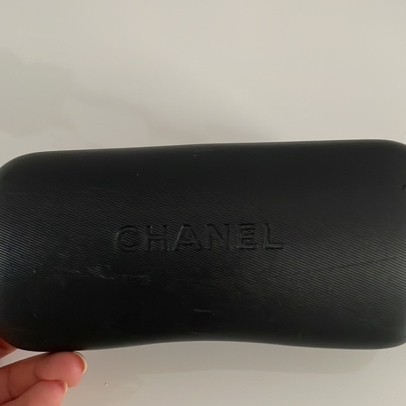 CHANEL sunglasses! - Picture 11 of 12